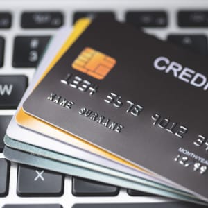 Maksājumi un strīdi: Kredītkaršu problēmu risināšana tiešsaistes kazino